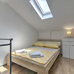 Nv Hill One By Aneo Travel