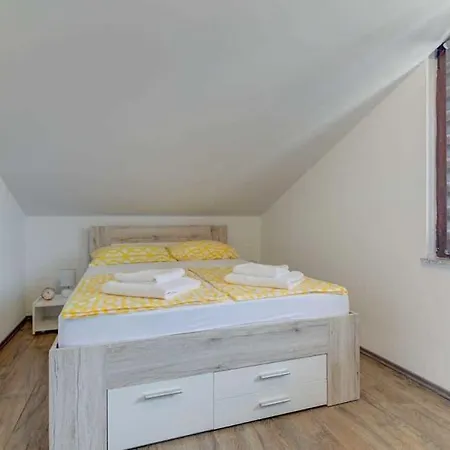 Nv Hill One Tatil Evi *